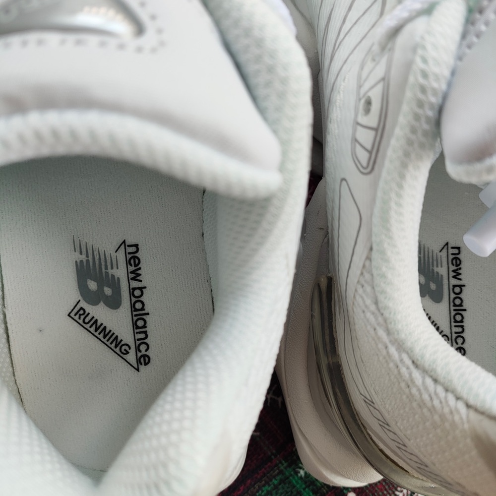 New Balance White Mesh Athletic Sneakers with Light Gray Accents - Picture 4 of 6